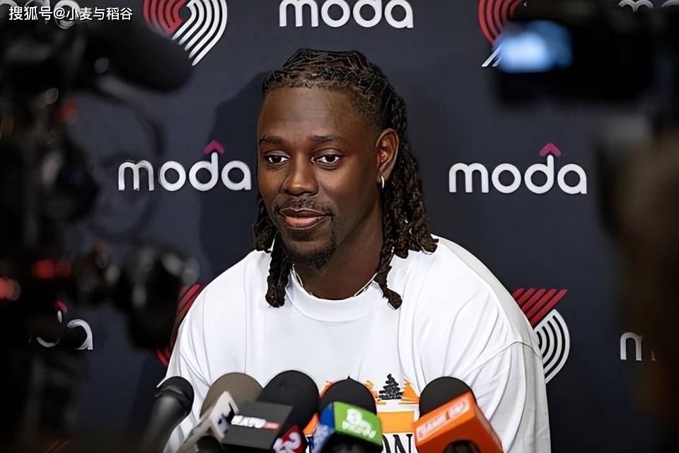 他并不是我, 似的, 在霍勒迪的