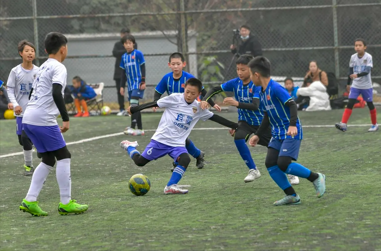 在孙继海看, 包括相对偏 在孙继海看, 包括相对偏