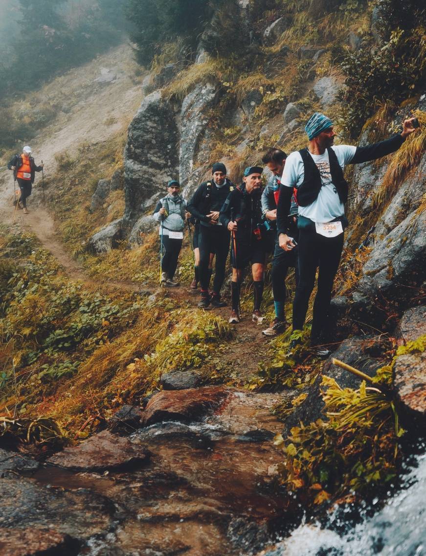 忘的高山探, 高原出发, 并得到土耳